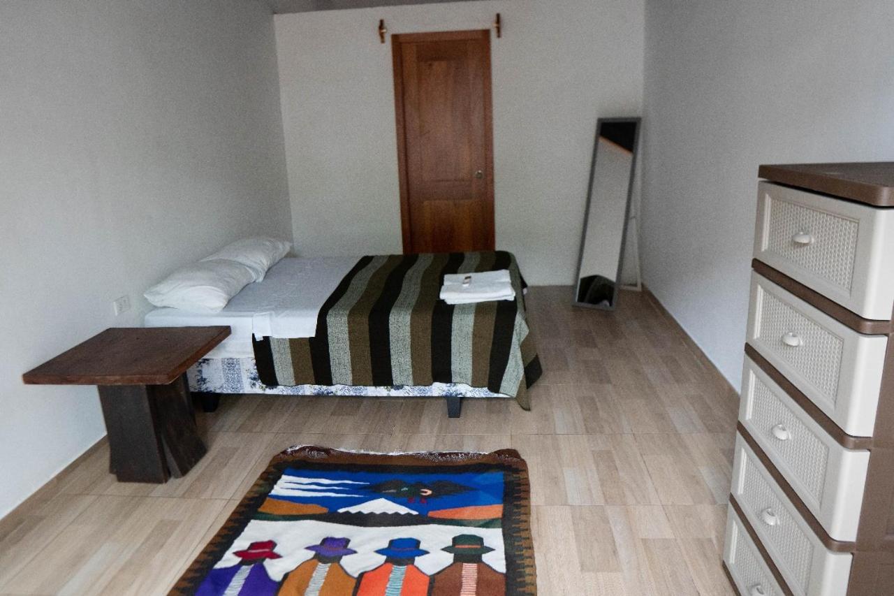 Galapagos Morning Glory Hostel Puerto Ayora  Exterior photo